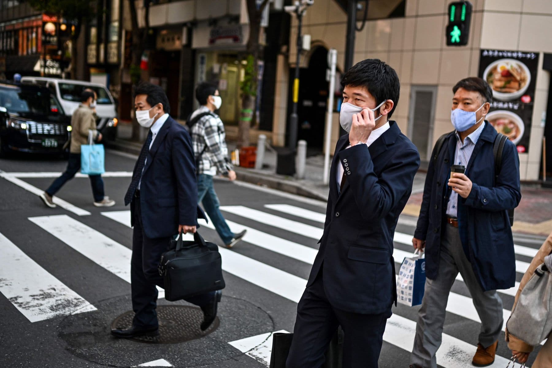 Jepang Mengesahkan Paket Stimulus Senilai 112 Miliar Dolar