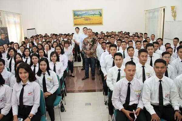 Peluang Besar! Ini Alasan Kenapa Kamu Cocok Bekerja di Jepang