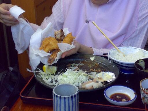 Restoran di Jepang Ini Izinkan Pelanggan Bawa Makanan Sisa