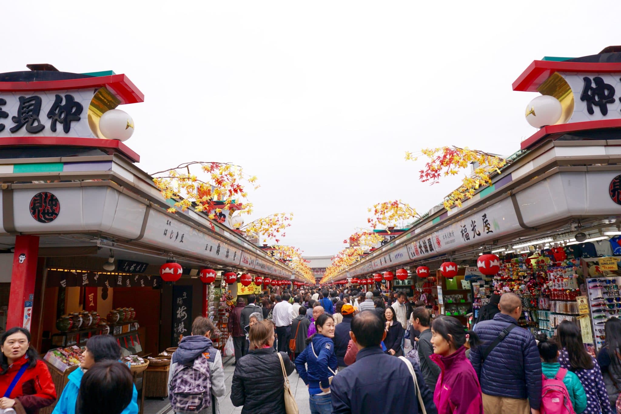 Berburu Pernak-Pernik Khas Jepang di Asakusa, Turis Bisa Sewa Kimono untuk Foto
