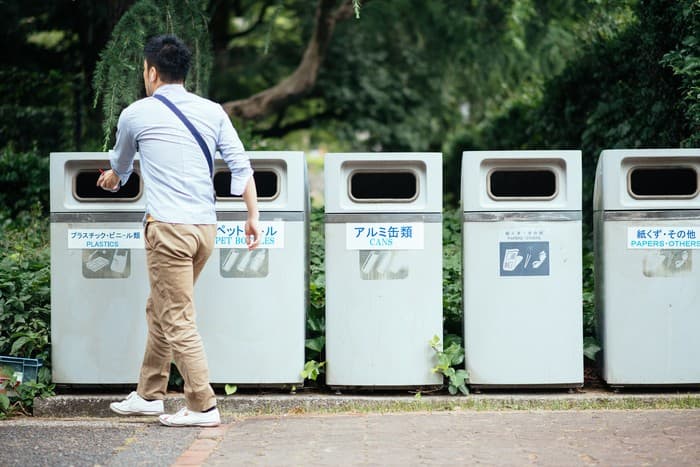 Tempat Sampah Muncul Lagi di Jepang, Ada Apa Ini?