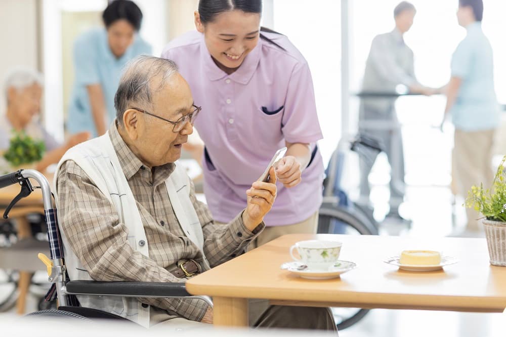 Mulai April 2024 Panti Jompo di Jepang Berlakukan 3 Hari Libur dalam Seminggu Bagi Pekerja