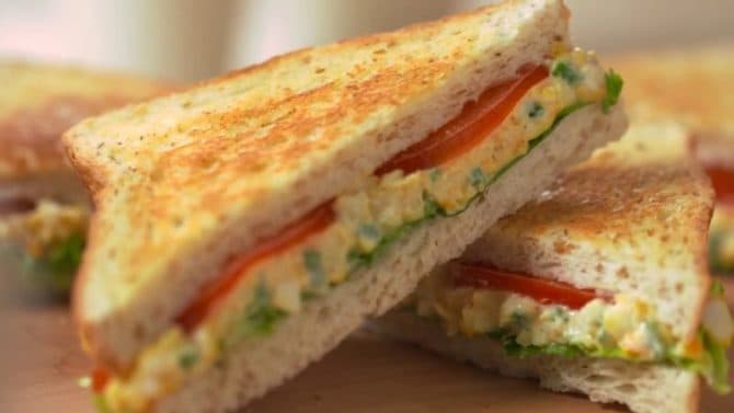 Furutu Sando : Oishii! Sandwitch Isi Buah dan Telur ala Jepang yang Segar
