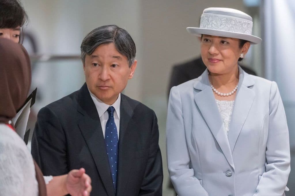 Kaisar dan Permaisuri Jepang Kunjungi Warga Terdampak Bencana Hujan di Okayama