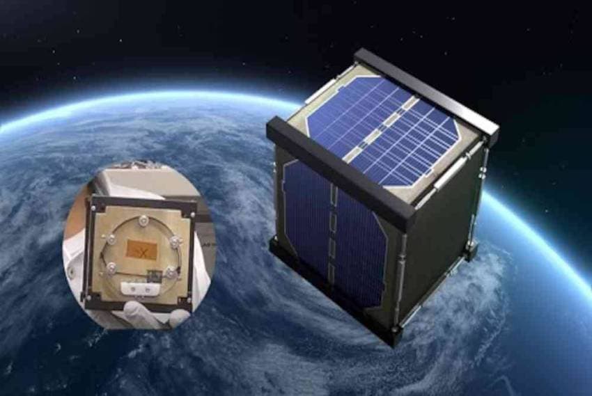 Jepang Kembangkan Satelit Kayu Pertama di Dunia