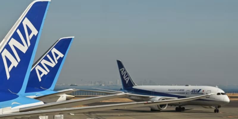 2 Pesawat Maskapai Jepang Serempetan di Bandara Osaka