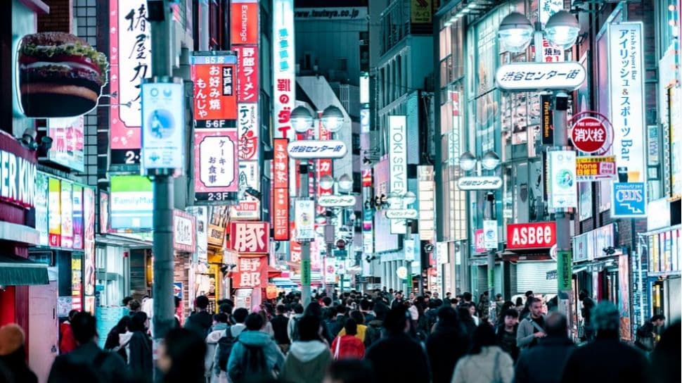 Polisi Jepang Tindak "Klub Pramuria" yang Diragukan