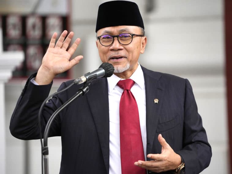 Rayu Jepang, Zulhas Pamer Kekuatan di Balik Industri Mobil Listrik RI