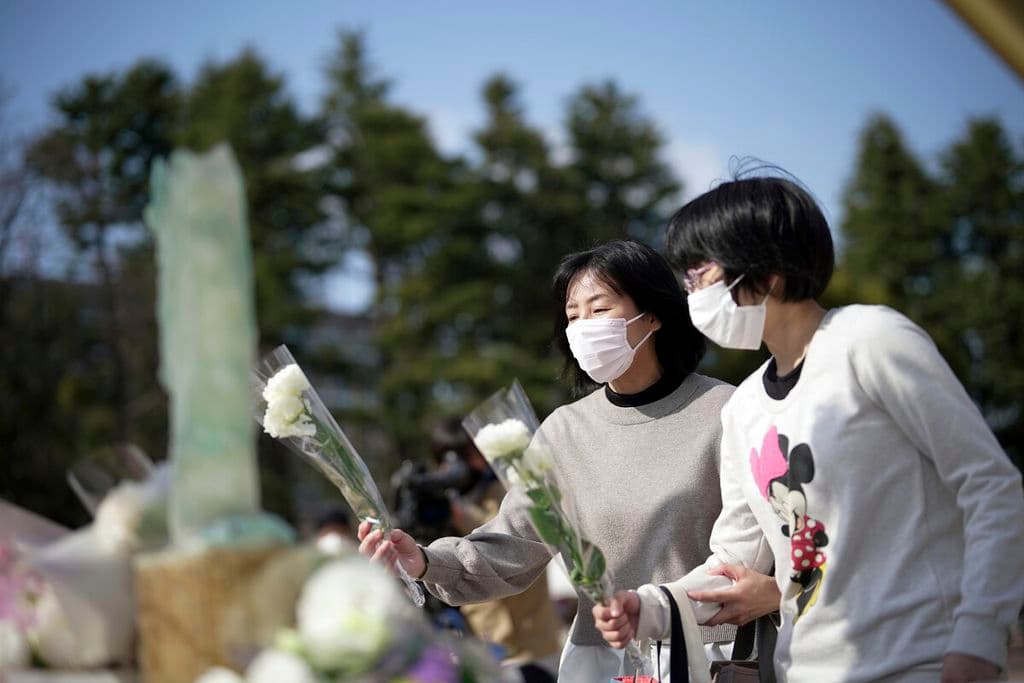 Warga di Jepang Timur Laut Kenang Korban Tsunami 2011 di Monumen Baru